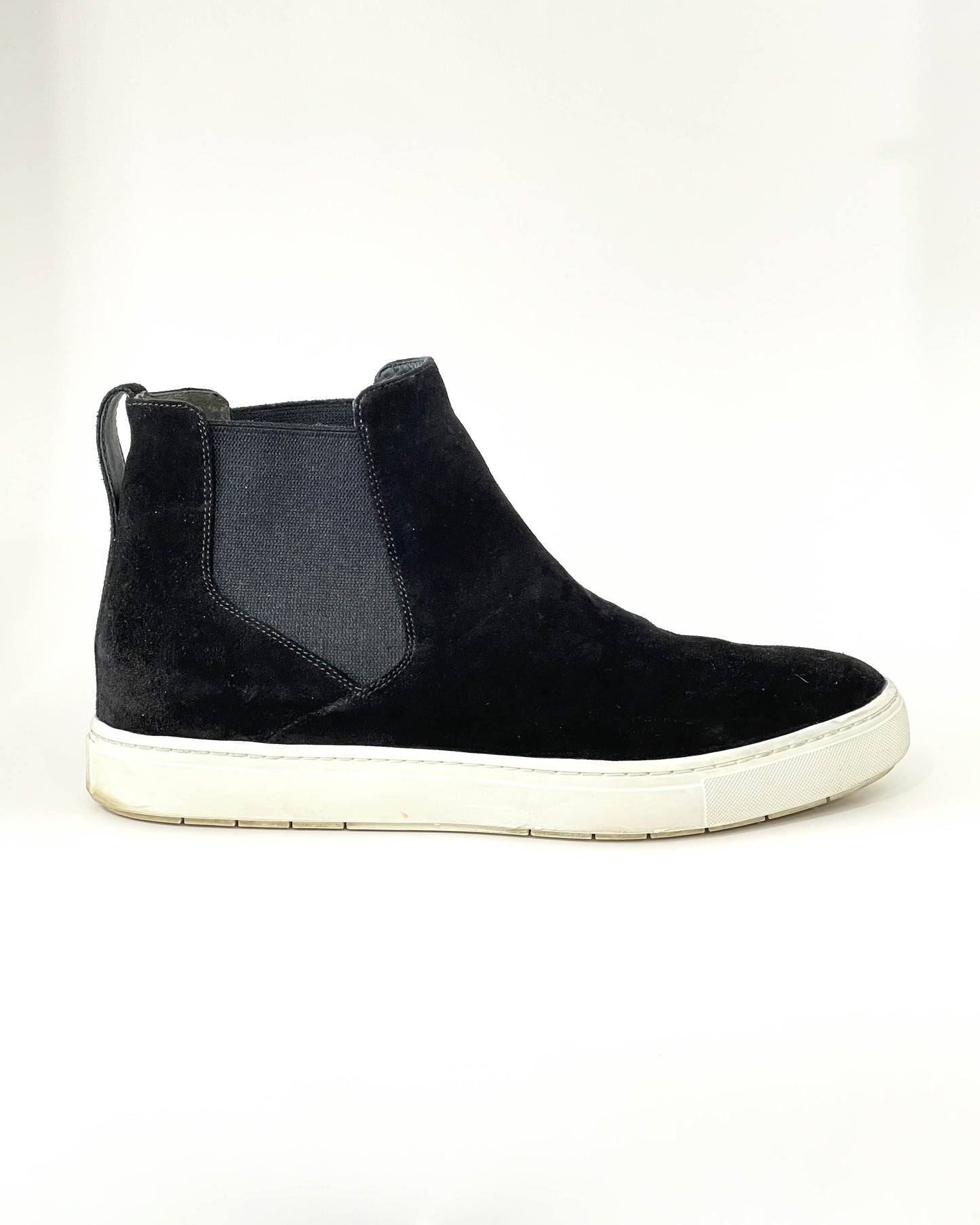 Vince Sneakers- Size 8.5