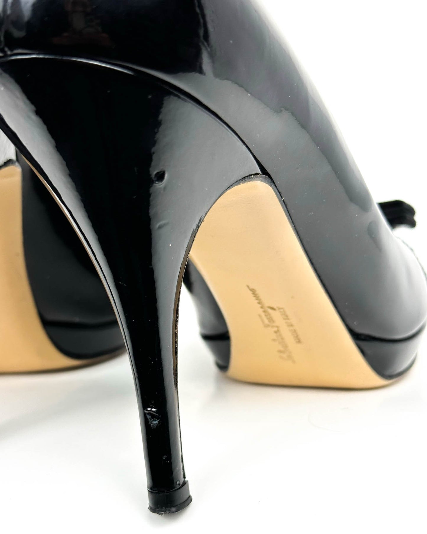 Salvatore Ferragamo Pumps- Size 8.5