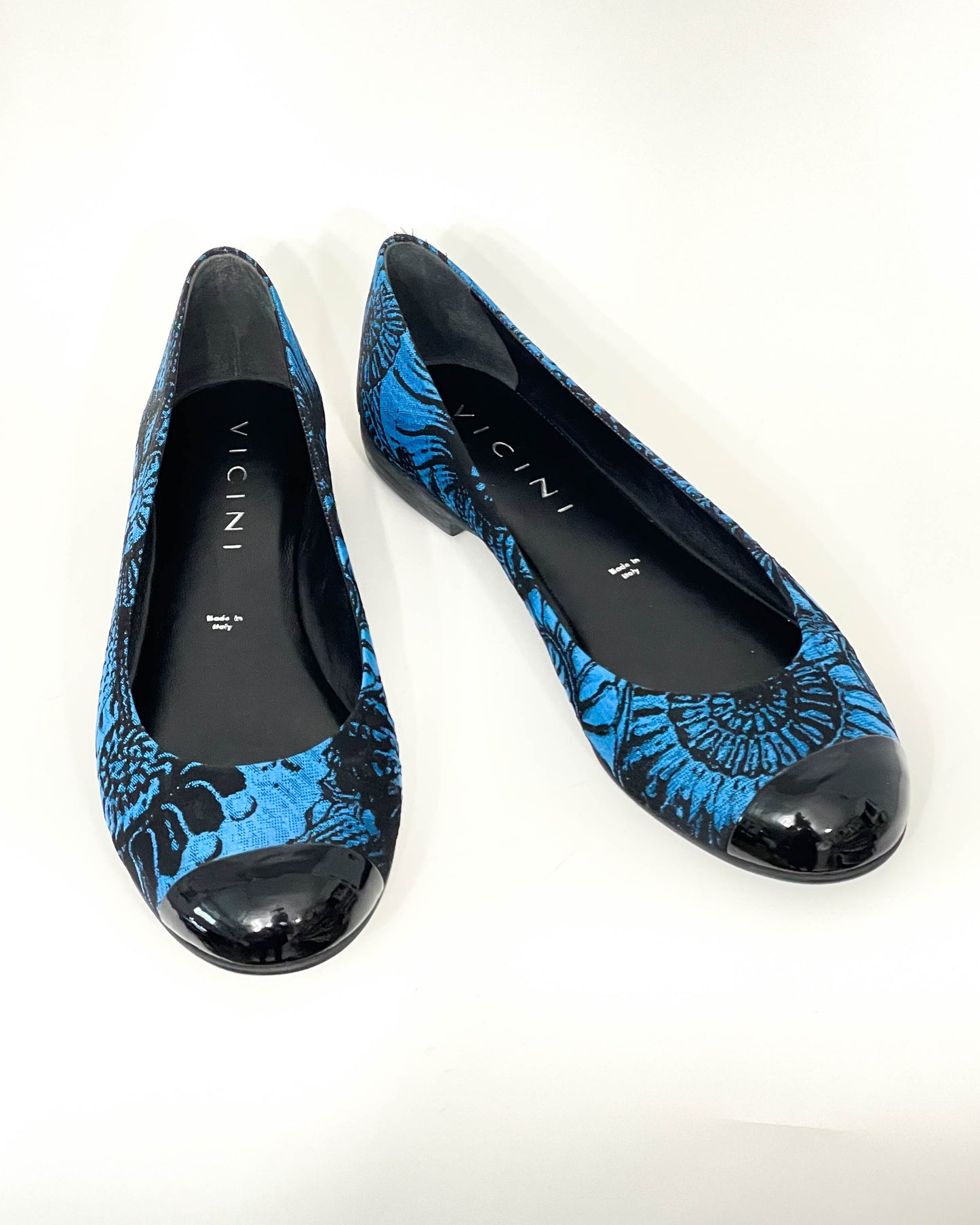Vicini by Giuseppe Zanotti Flats- Size 38.5