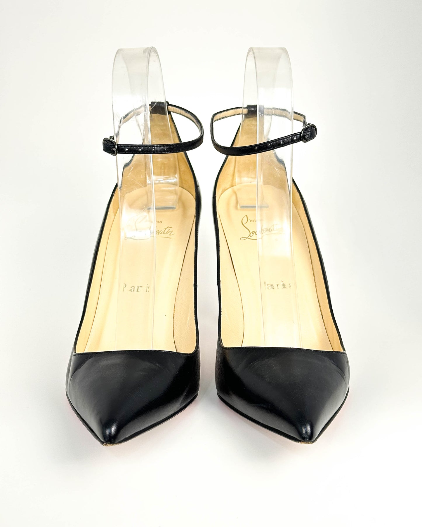 Christian Louboutin Pump- Size 37.5
