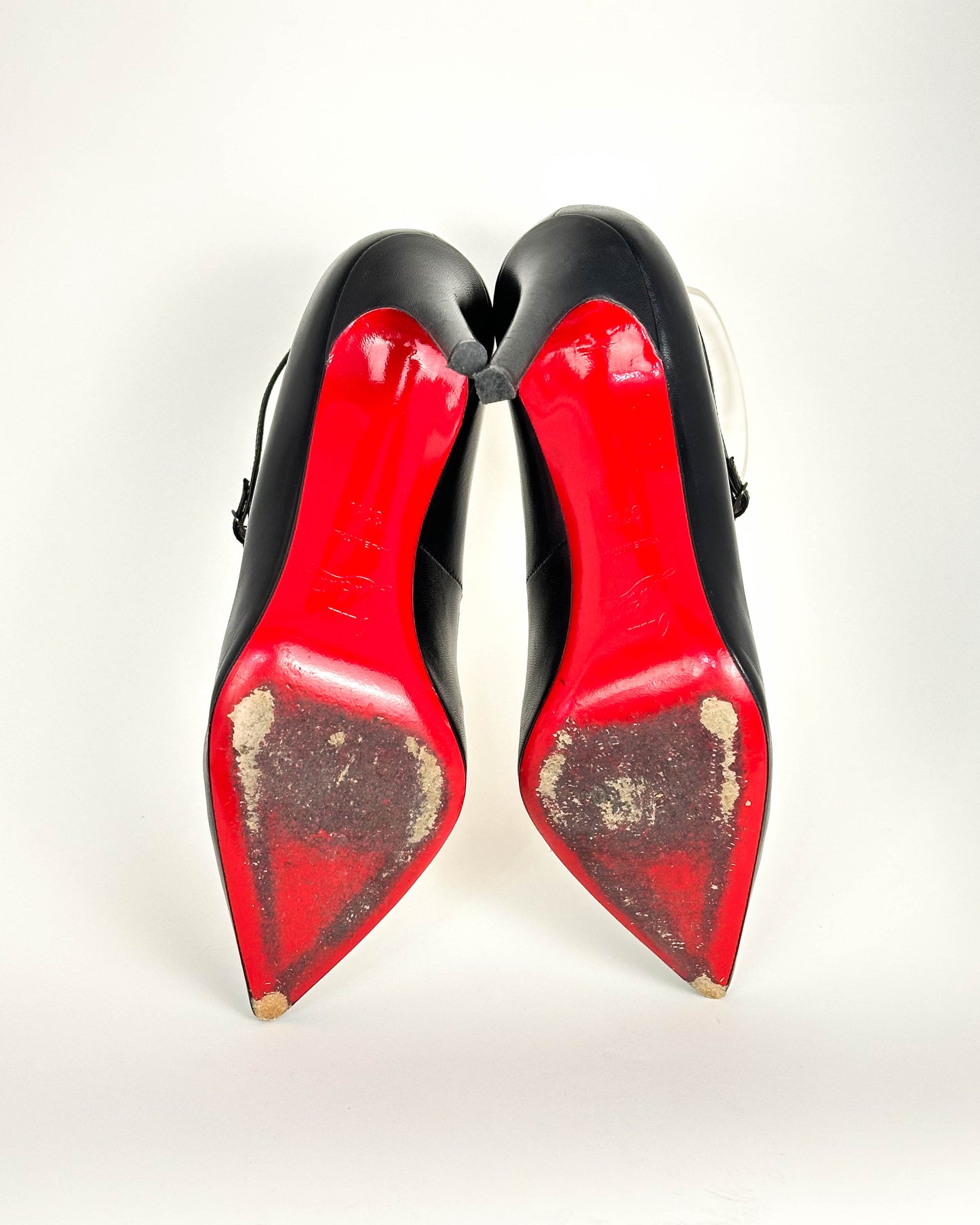 Christian Louboutin Pump- Size 37.5