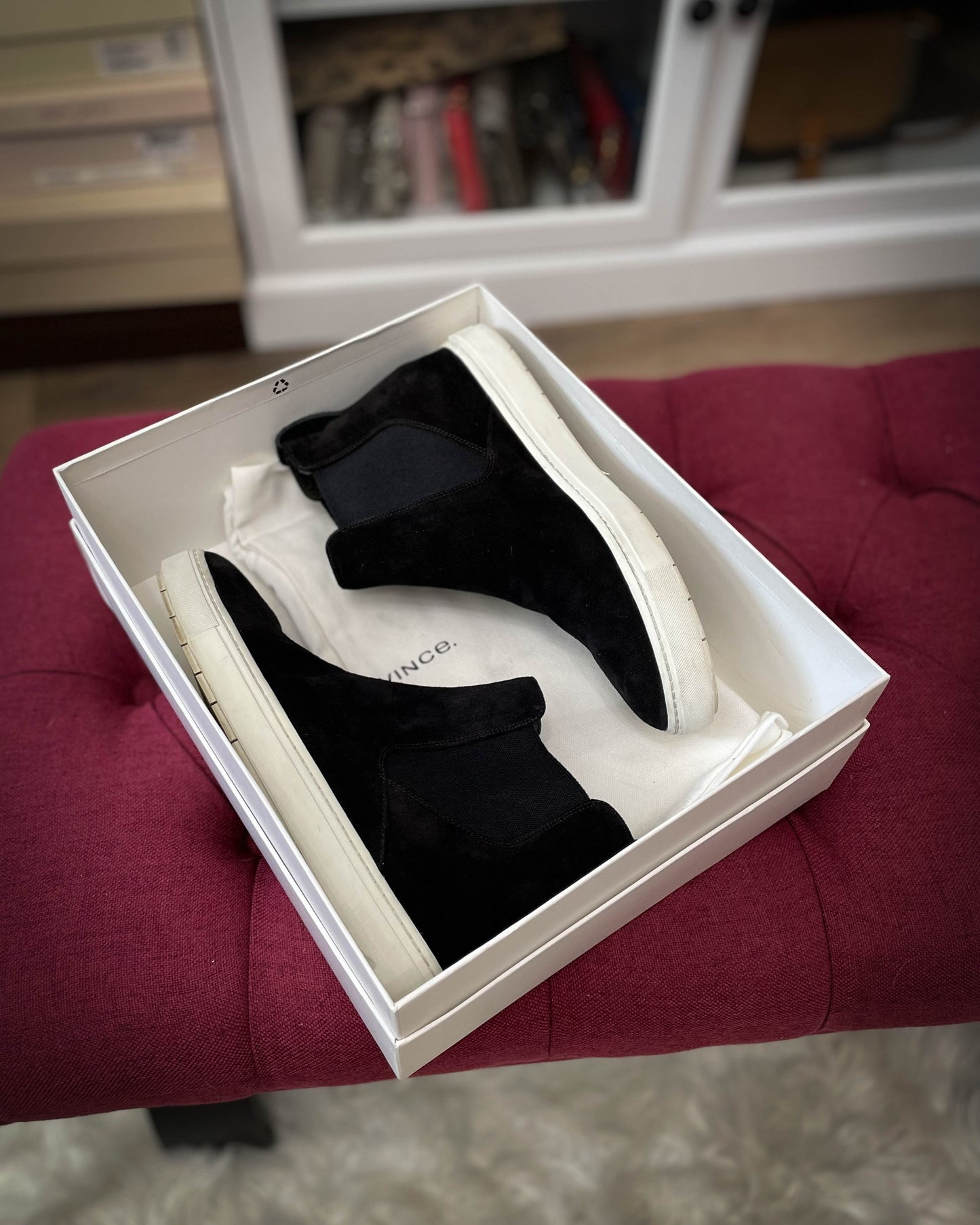 Vince Sneakers- Size 8.5