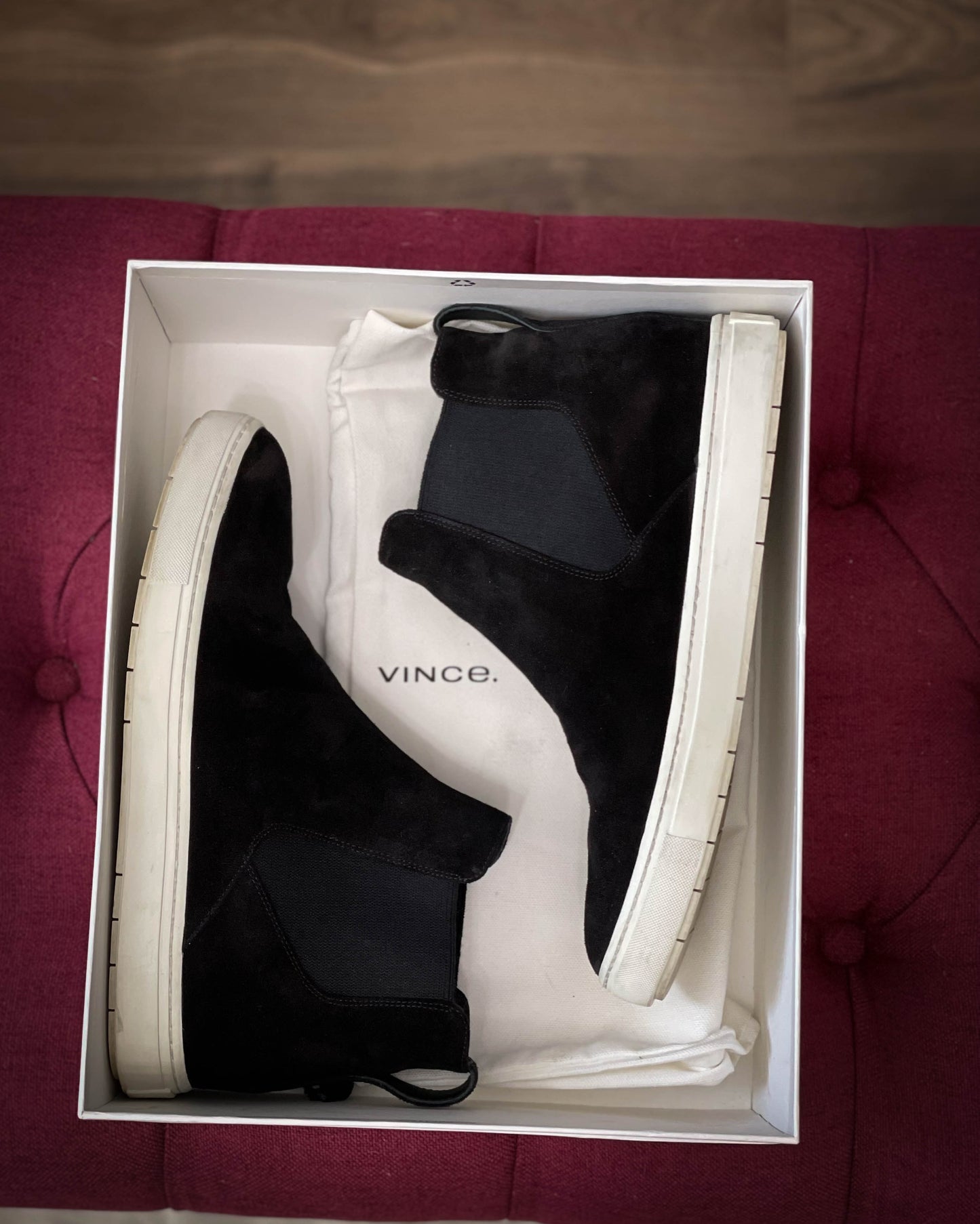 Vince Sneakers- Size 8.5