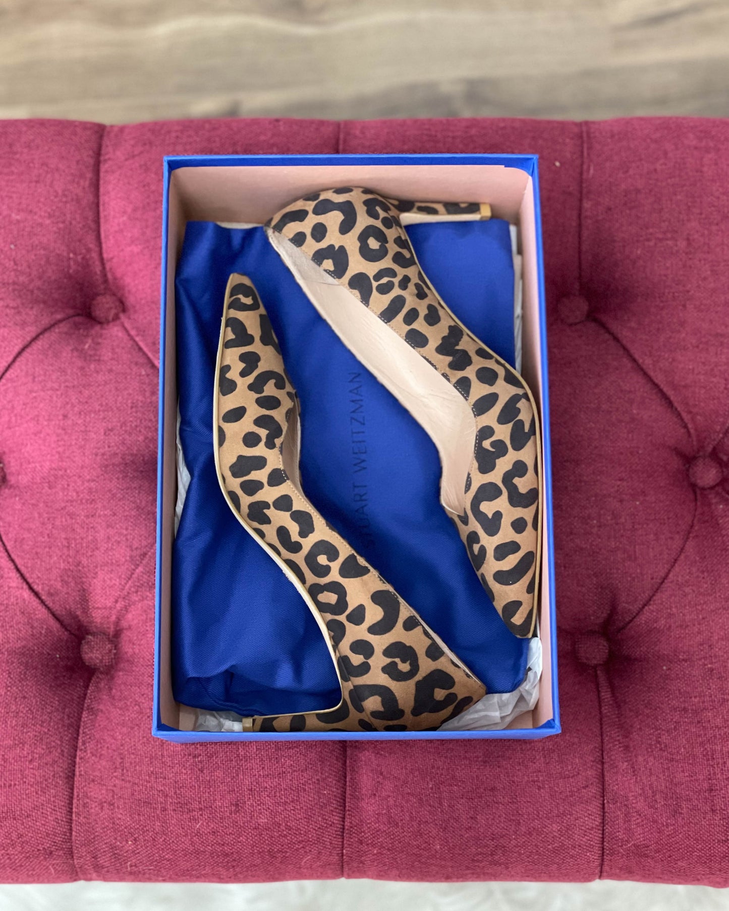 Stuart Weitzman Kitten Heels- Size 6.5