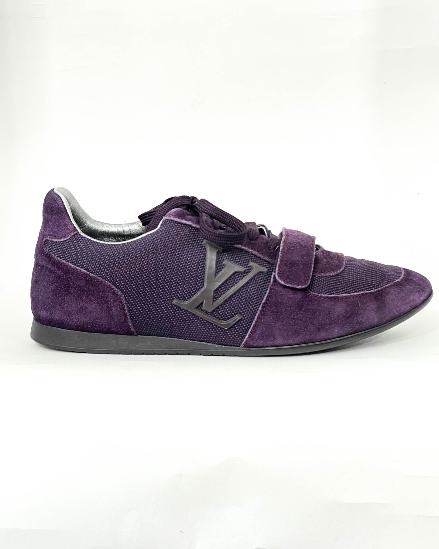 Louis Vuitton Sneakers - Size 6 (mens)