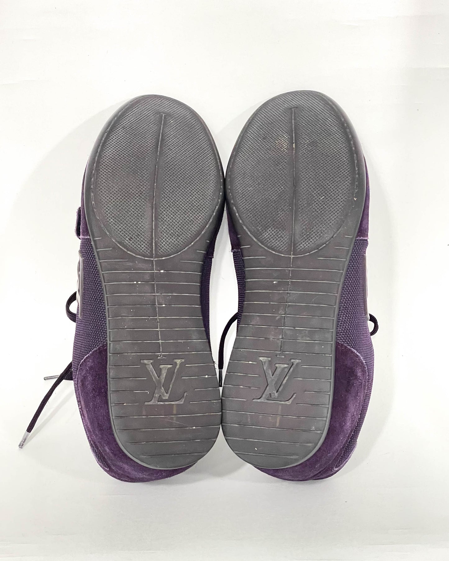 Louis Vuitton Sneakers - Size 6 (mens)