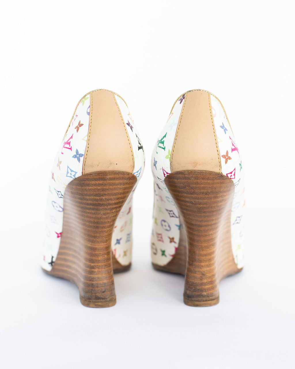 Louis Vuitton Wedge - Size 37