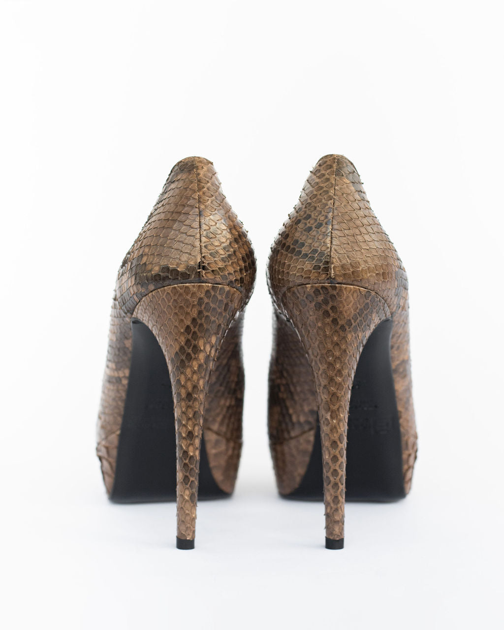 Giorgio's of Palm Beach Snakeskin Pumps - Size 37