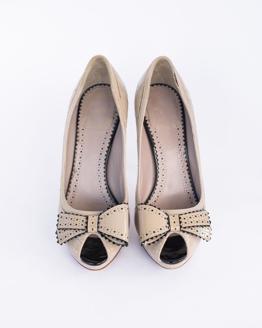 Christian Dior Patent Quilted Leather Cannage Peep Toe pumps - Size 37
