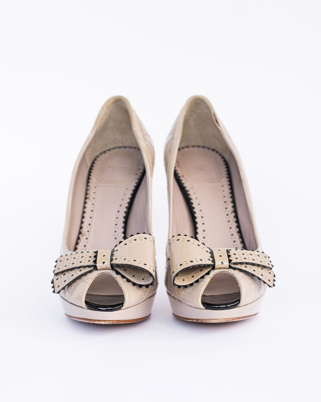 Christian Dior Patent Quilted Leather Cannage Peep Toe pumps - Size 37