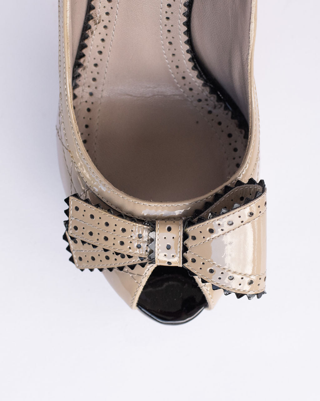 Christian Dior Patent Quilted Leather Cannage Peep Toe pumps - Size 37