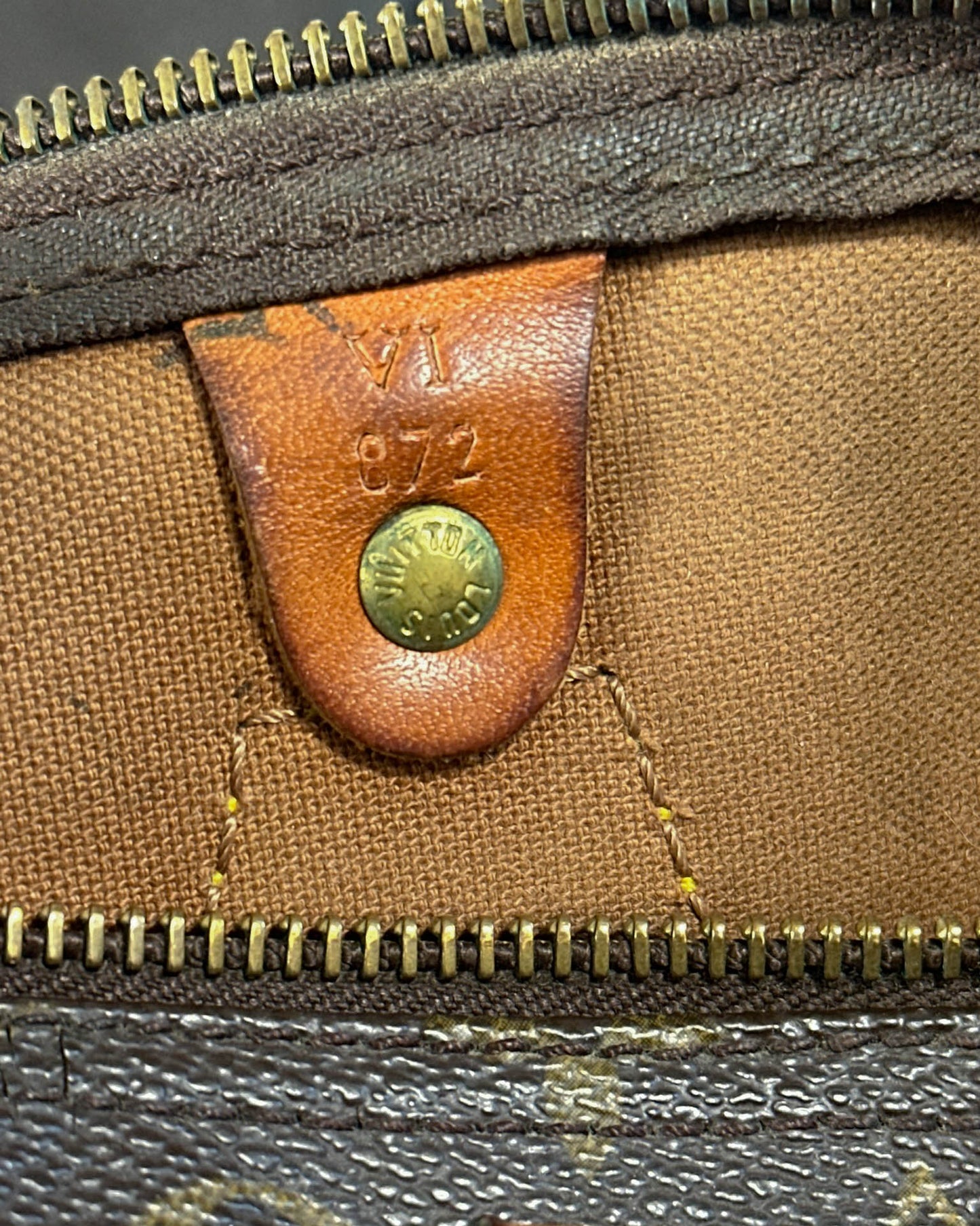 Louis Vuitton Vintage Speedy 30