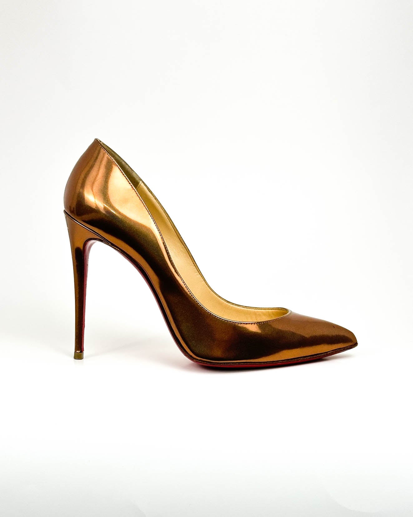 Christian Louboutin Pump- Size 38