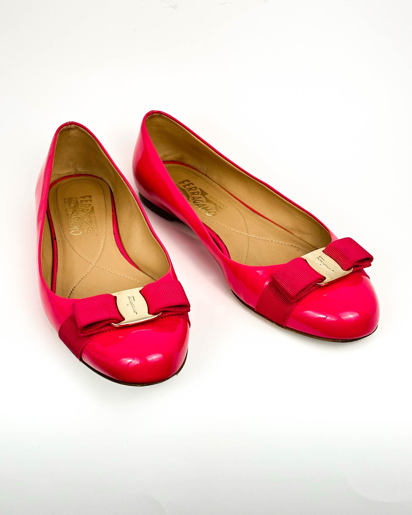 Salvatore Ferragamo Varina Flats- Size 8.5