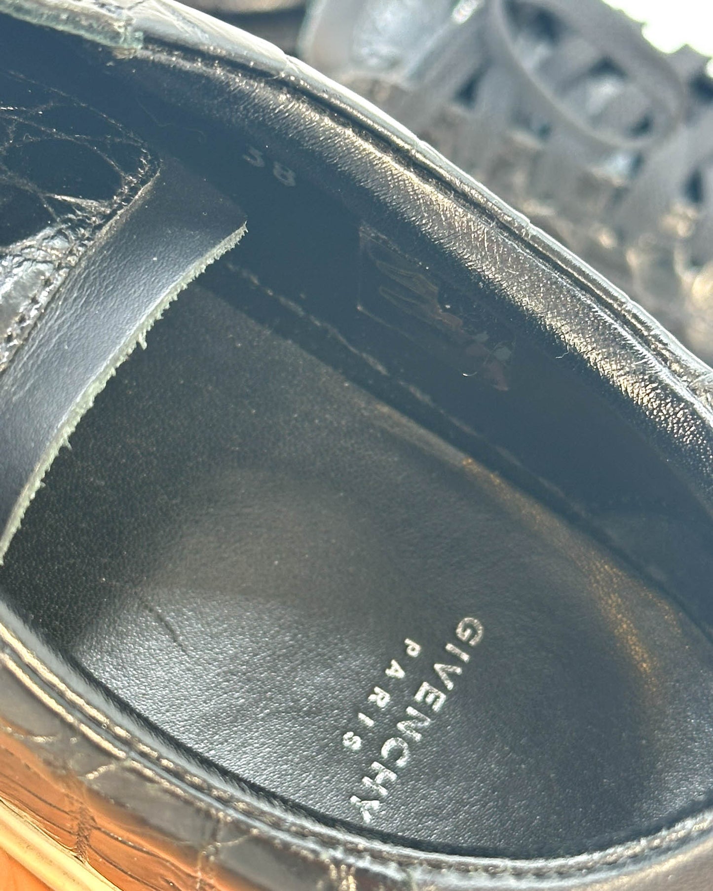 Givenchy Urban Knot Sneakers- Size 38