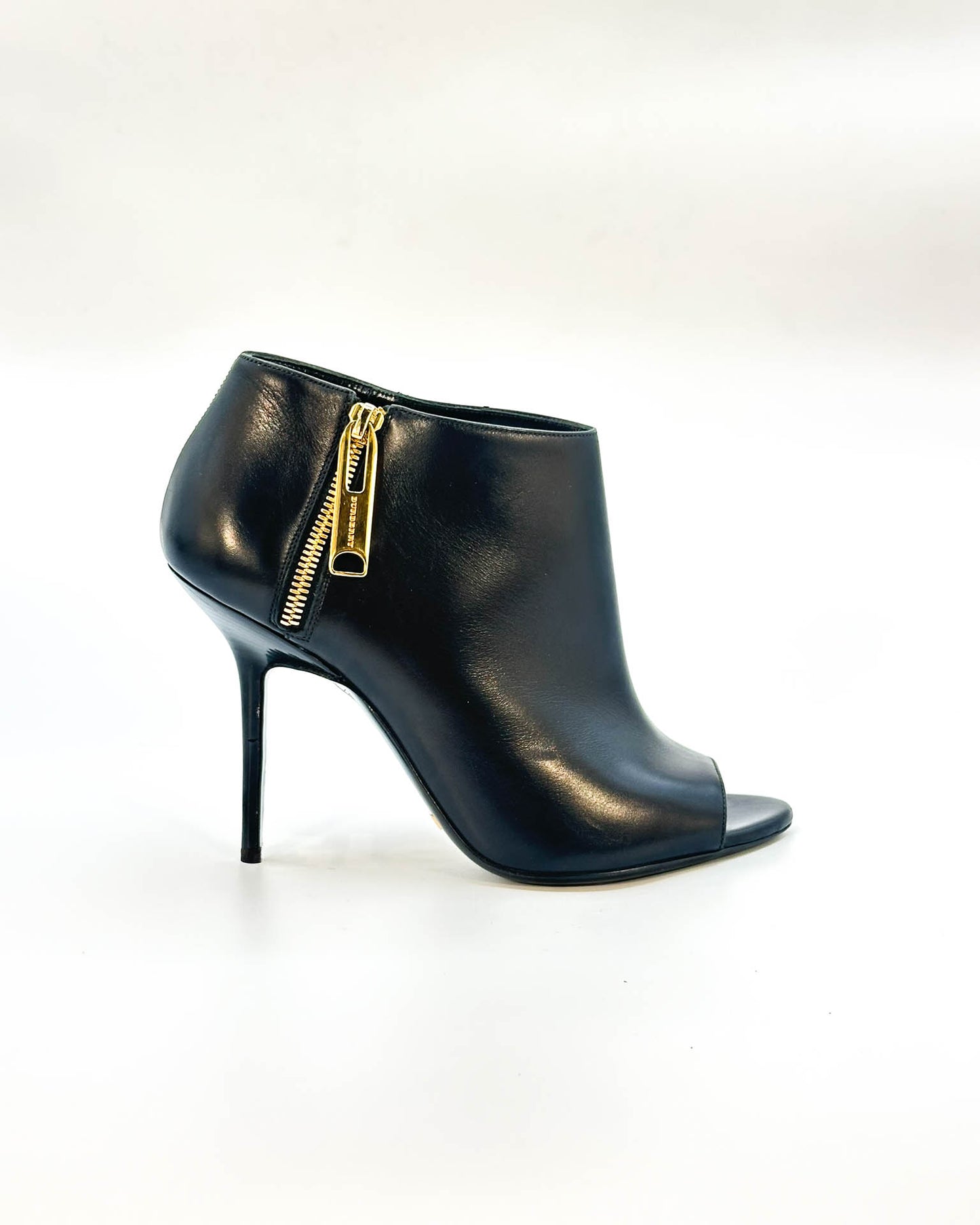 Burberry Boots- Size 39
