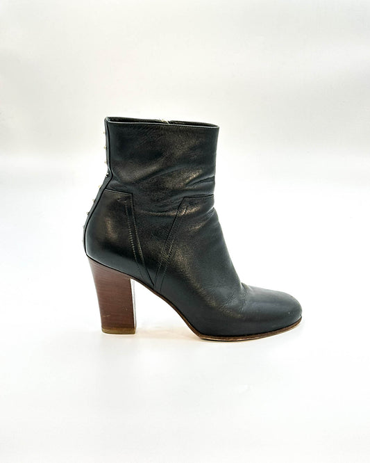 Valentino Rockstud Boots - Size 38.5