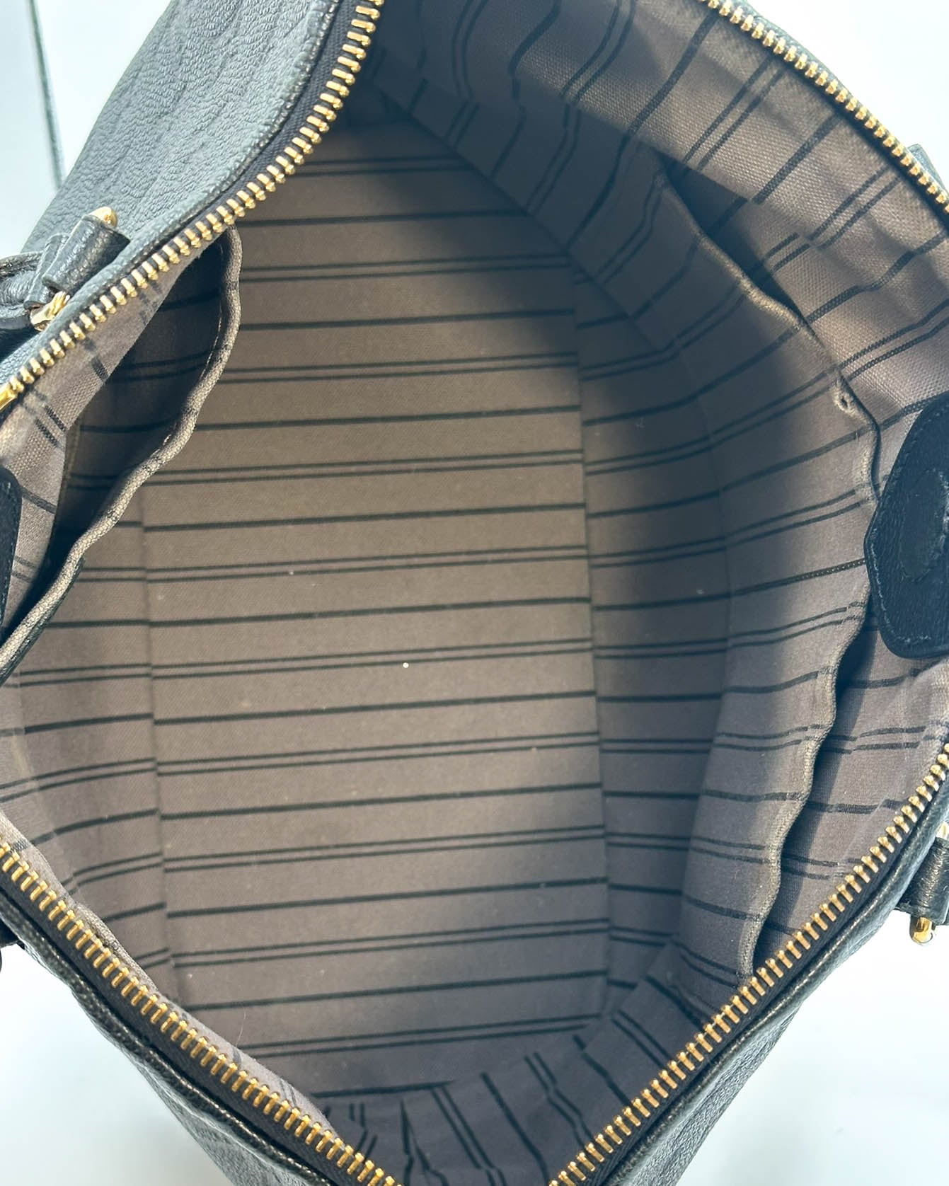 Louis Vuitton Mazarine MM Bag