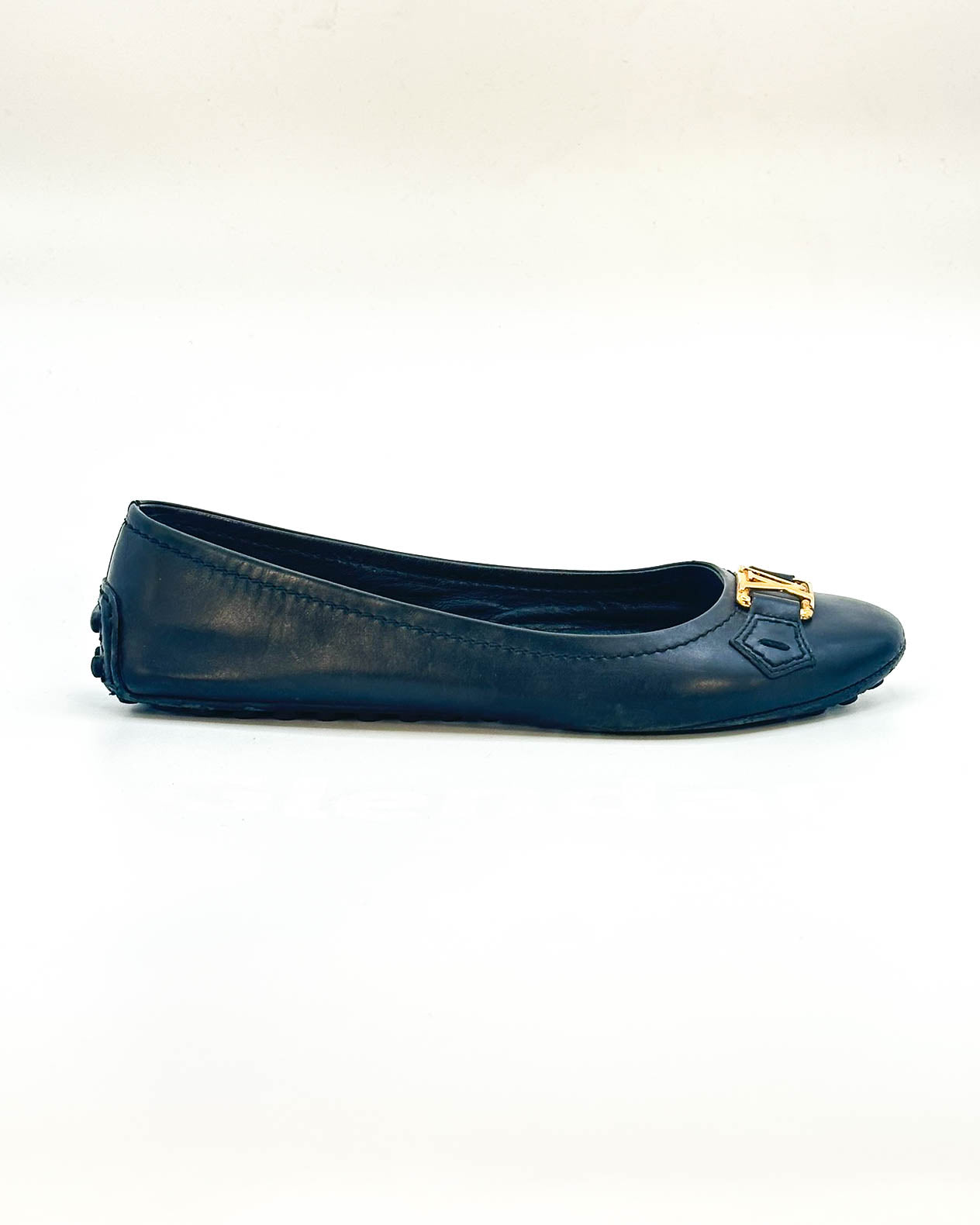 Louis Vuitton Flats - Size 38