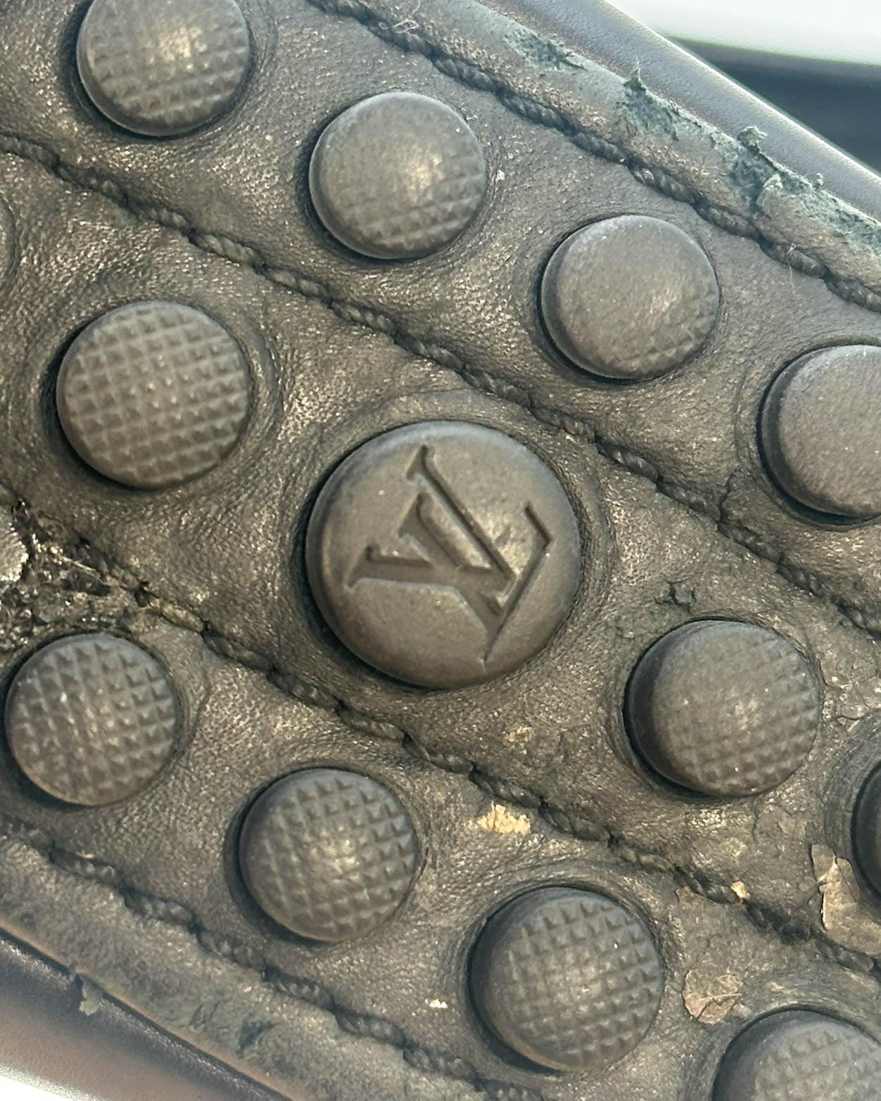 Louis Vuitton Flats - Size 38