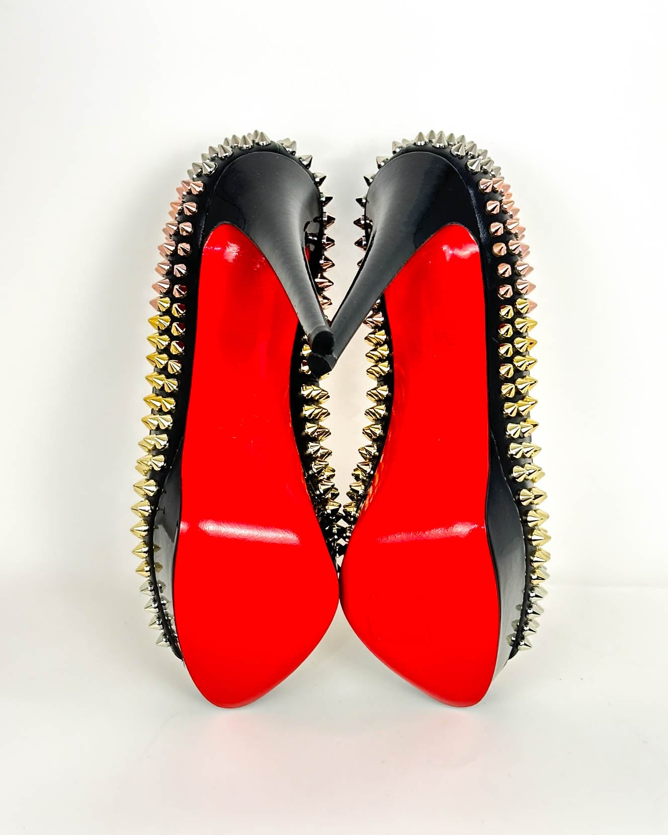 Christian Louboutin Pump- Size 38