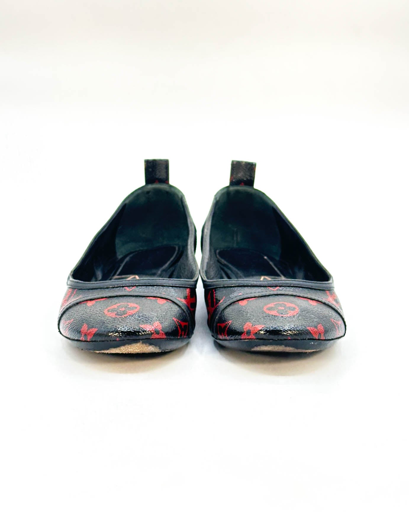Louis Vuitton Flats - Size 39
