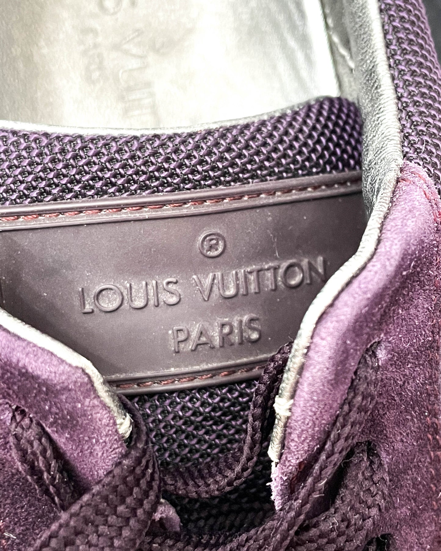 Louis Vuitton Sneakers - Size 6 (mens)