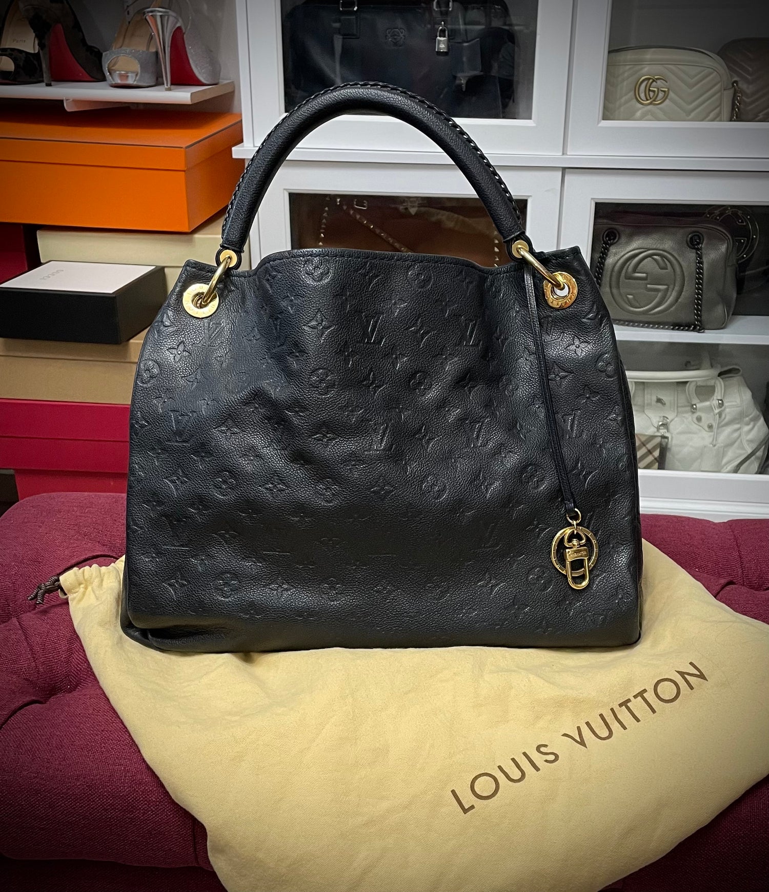 Shoe bag hot sale louis vuitton