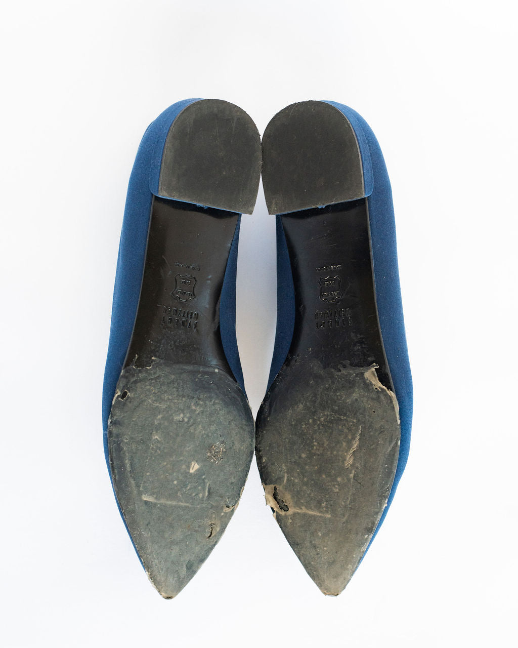 Stuart Weitzman Dome Flats- Size 9