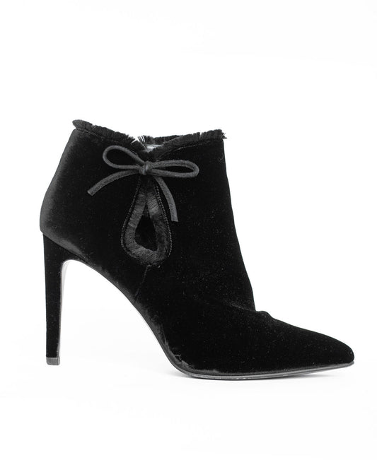 Stuart Weitzman Bootie- Size 8